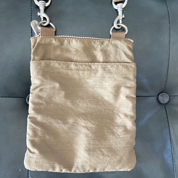 Baggallini crossbody - Picture 10 of 13